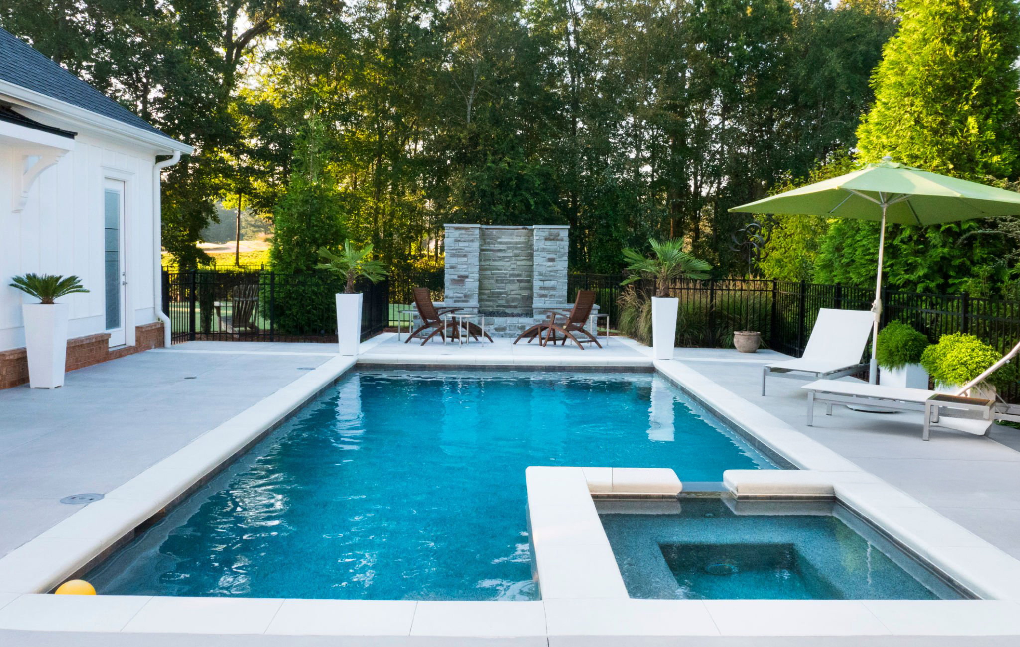 Custom Florida spa and outdoor living space
